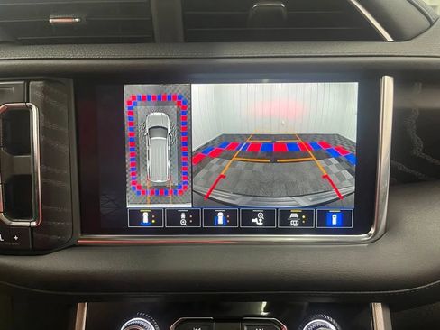 Used 2023 GMC Yukon Denali AWD/4WD image 19