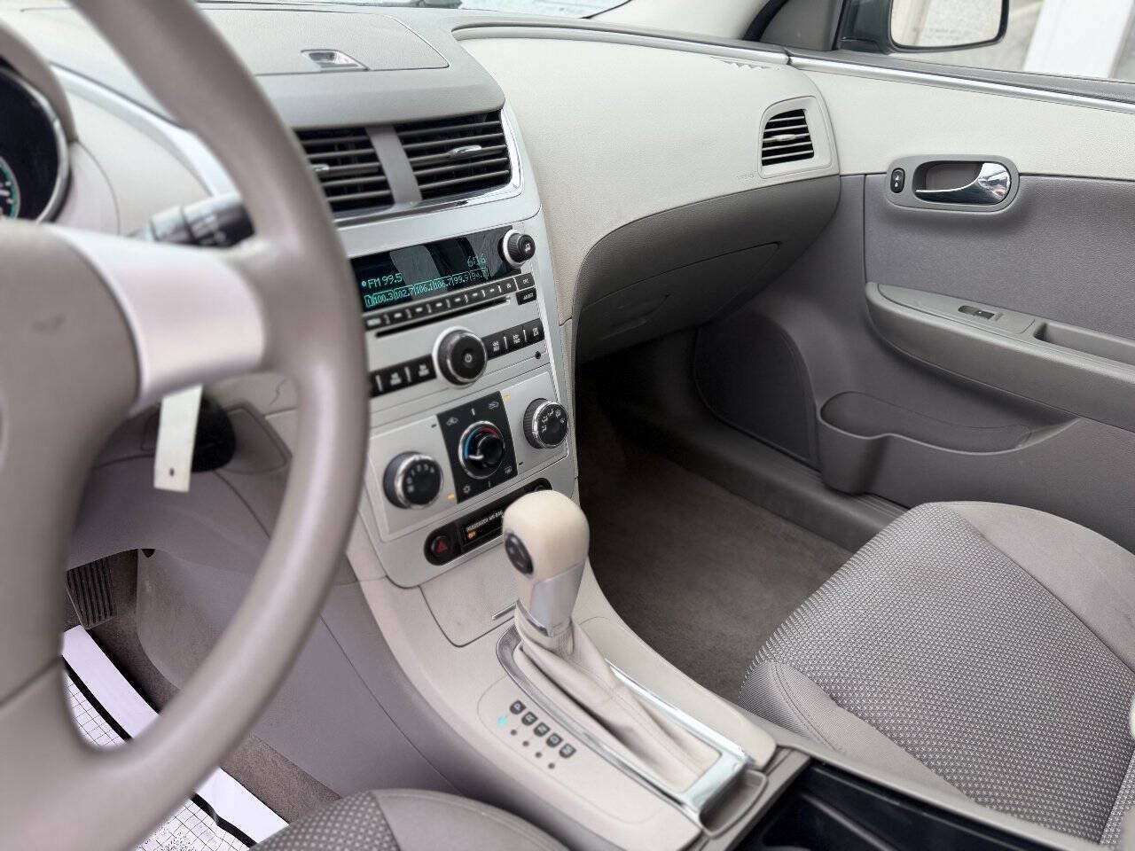 Used 2012 Chevrolet Malibu LS FWD image 15