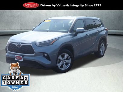 Used 2022 Toyota Highlander LE