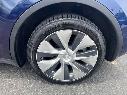 Used 2021 Tesla Model Y Long Range AWD/4WD image 15