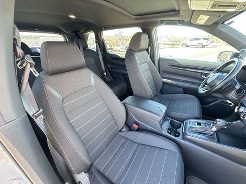 Used 2025 Honda CR-V Sport image 27