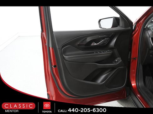 Used 2024 GMC Terrain AT4 AWD/4WD image 4