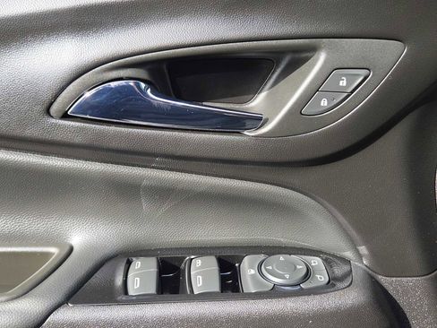 Certified 2024 Chevrolet Equinox Premier image 21