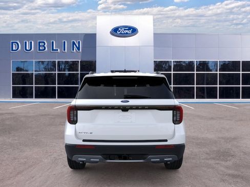 New 2026 Ford Explorer Active w/ Active Comfort Package RWD image 34