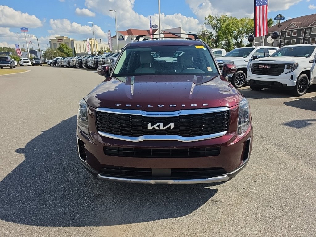Used 2022 Kia Telluride S FWD image 2