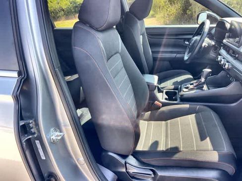 Certified 2025 Honda CR-V Sport image 12