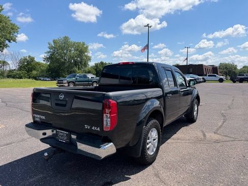 Used 2019 Nissan Frontier SV AWD/4WD image 5