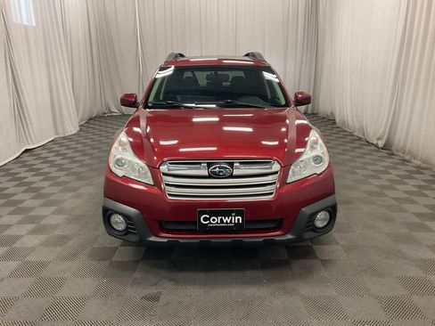 Used 2013 Subaru Outback 2.5i Premium image 3
