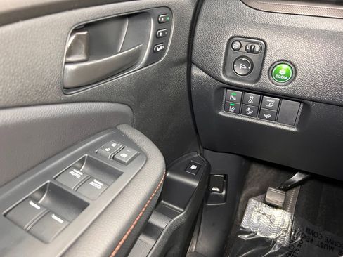 Used 2024 Honda Ridgeline TrailSport image 14