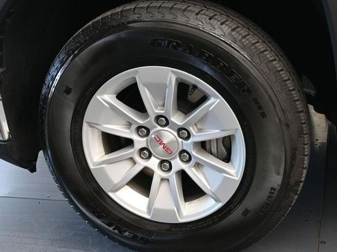 Used 2024 GMC Sierra 1500 Pro w/ Pro Value Package image 32