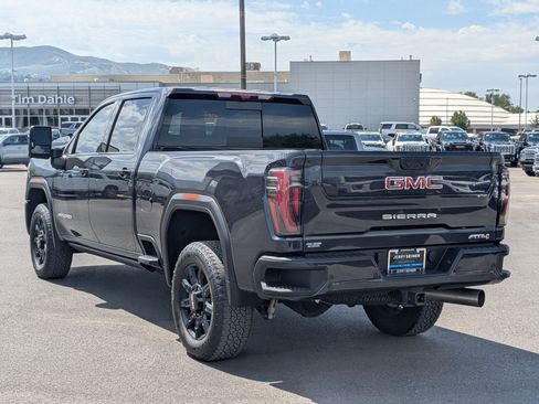 Certified 2025 GMC Sierra 3500 AT4 w/ AT4 Premium Plus Package AWD/4WD image 4