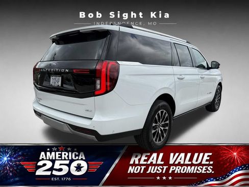 Used 2025 Ford Expedition Max Platinum AWD/4WD image 22