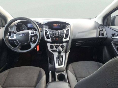 Used 2013 Ford Focus SE FWD image 8