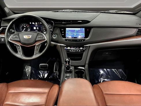 Certified 2025 Cadillac XT5 Sportv w/ Technology Package image 7