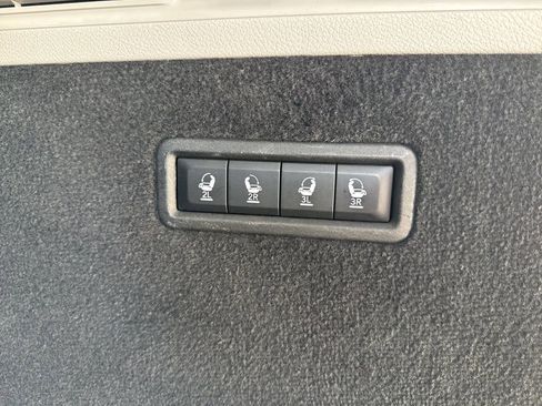 Used 2022 Jeep Grand Wagoneer Series I w/ Flexible Seating Group AWD/4WD image 57
