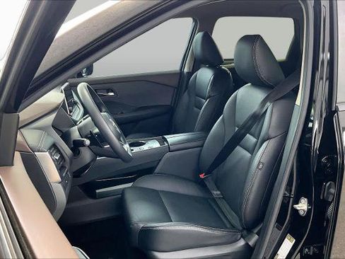Certified 2023 Nissan Rogue SV FWD image 8