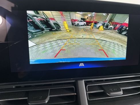 New 2026 Chevrolet Trax ACTIV w/ Driver Confidence Package FWD image 14