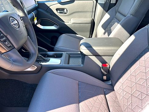 New 2026 Nissan Frontier SV w/ All-Weather Content Package image 10