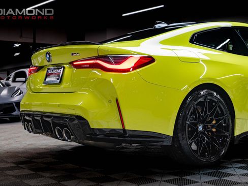 Used 2021 BMW M4 Coupe w/ M Carbon Exterior Package image 29