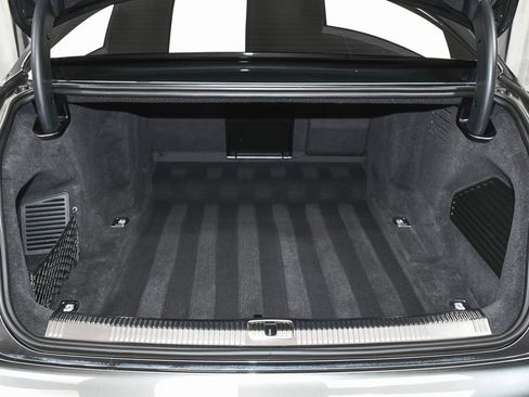 Used 2023 Audi S8 image 80