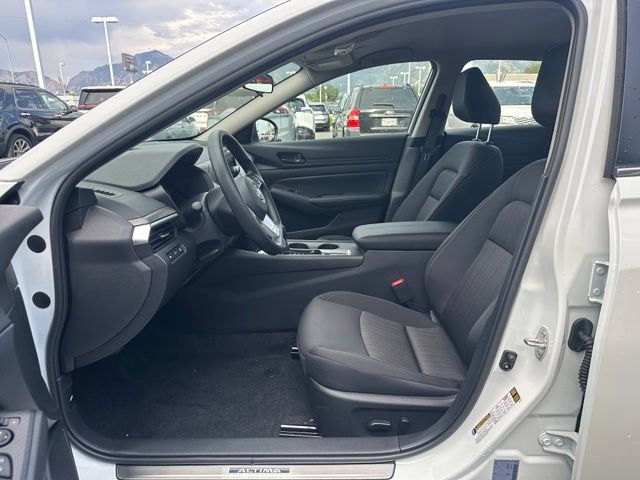 New 2026 Nissan Altima 2.5 SV AWD/4WD image 21