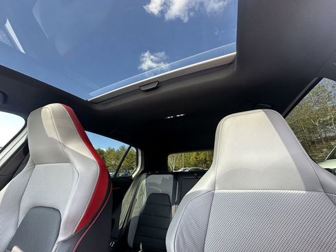 Used 2022 Volkswagen GTI SE image 30