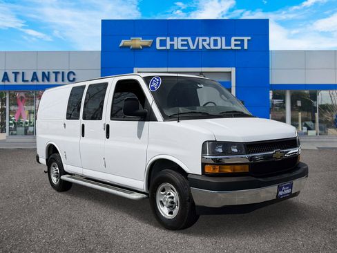 Certified 2024 Chevrolet Express 2500 w/ Driver Convenience Package RWD image 2