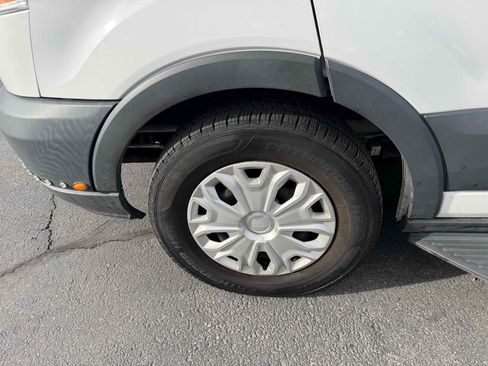 Used 2018 Ford Transit 350 XLT image 14