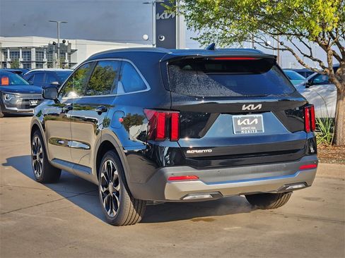 New 2026 Kia Sorento EX w/ EX Premium Package image 3
