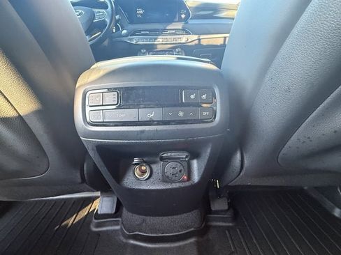 Used 2020 Hyundai Palisade Limited image 17