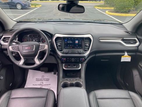 Used 2023 GMC Acadia SLT AWD/4WD image 25