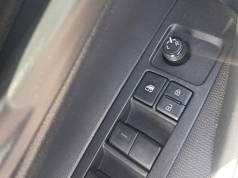 Used 2023 Toyota Corolla LE w/ Carpet Mat Package (TMS) FWD image 13