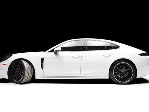 Used 2020 Porsche Panamera GTS w/ Premium Package Plus AWD/4WD image 23