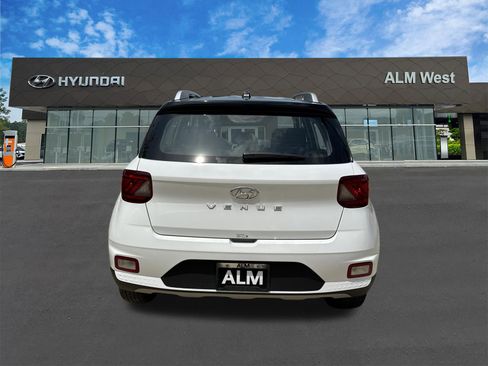 Certified 2026 Hyundai Venue SEL FWD image 6