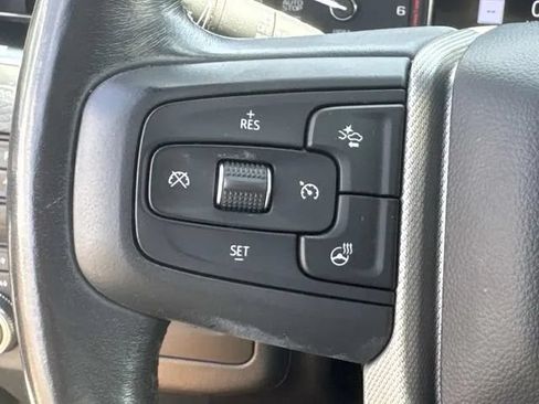 Used 2021 GMC Yukon Denali w/ Denali Premium Package AWD/4WD image 39