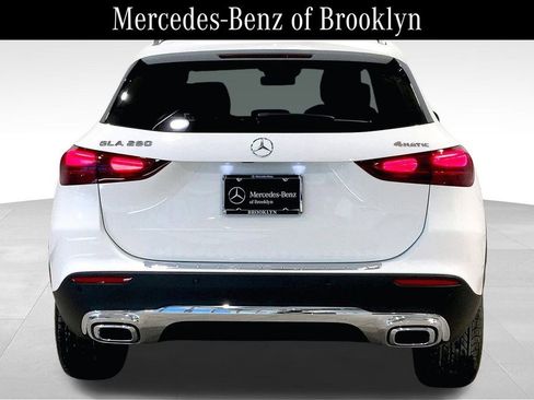 Certified 2026 Mercedes-Benz GLA 250 GLA 250 image 5