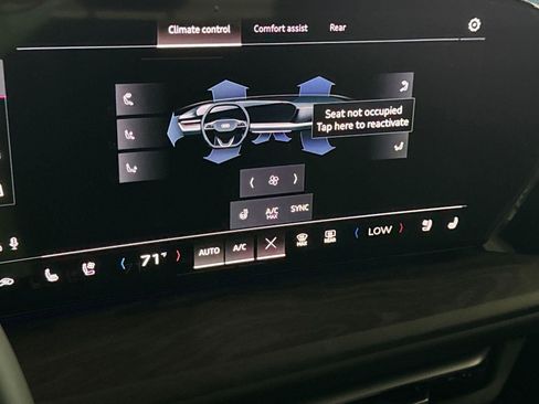 Certified 2025 Audi Q5 Prestige image 26