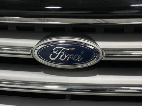 Used 2017 Ford Escape Titanium w/ Canadian Touring Package image 38