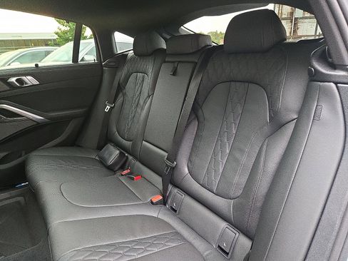 New 2026 BMW X6 M60i w/ Executive Package image 5
