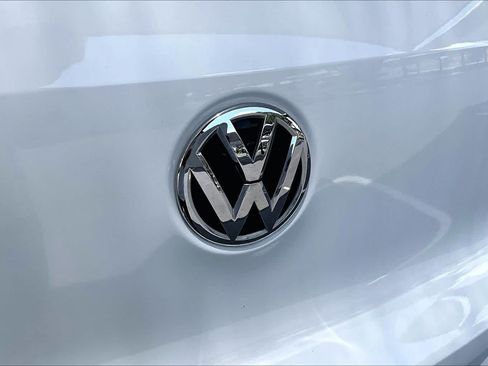 Used 2017 Volkswagen Tiguan S AWD/4WD image 31