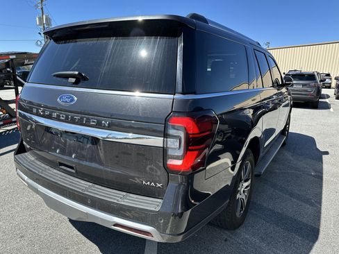 Used 2024 Ford Expedition Max Limited image 9