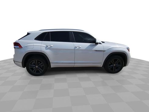 Used 2021 Volkswagen Atlas Cross Sport SE w/ Panoramic Sunroof Package FWD image 9