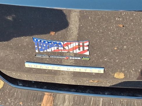 Used 2022 Jeep Grand Wagoneer Series I w/ HD Trailer Tow Package image 16