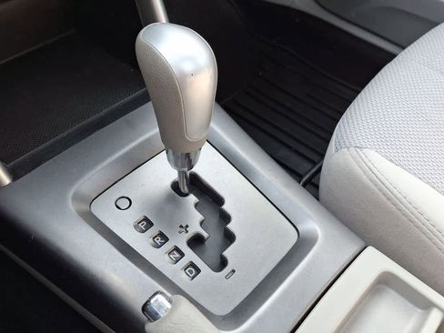 Used 2012 Subaru Forester 2.5X Premium w/ All-Weather Pkg image 18