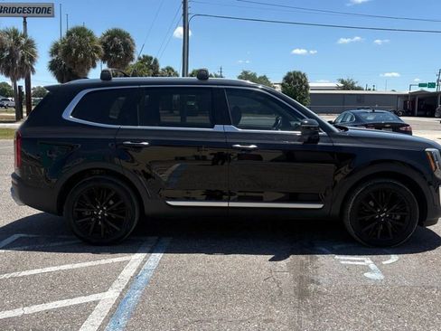 Used 2020 Kia Telluride SX FWD image 2