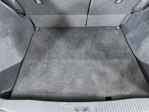 Used 2018 Honda HR-V LX image 16