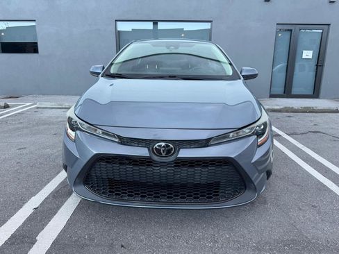 Used 2021 Toyota Corolla LE FWD image 5