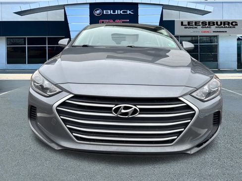 Used 2018 Hyundai Elantra SEL image 2