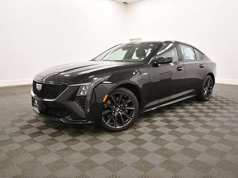 Used 2025 Cadillac CT5 V w/ Technology Package AWD/4WD image 2