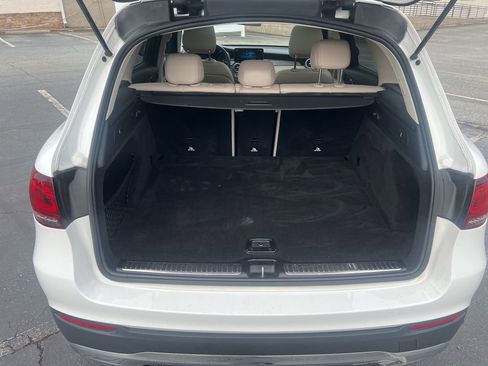 Used 2020 Mercedes-Benz GLC 300 4MATIC image 14